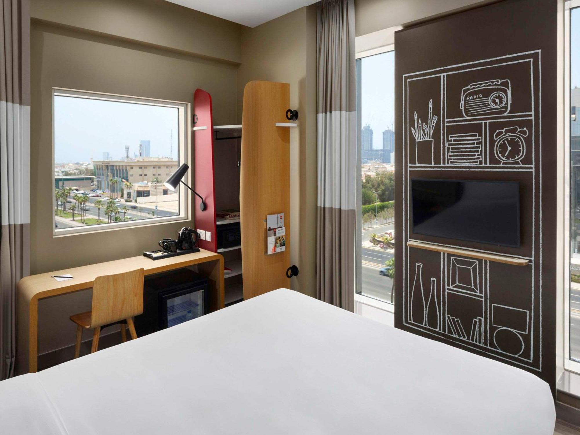 Ibis Jeddah Malik Road Hotel Luaran gambar