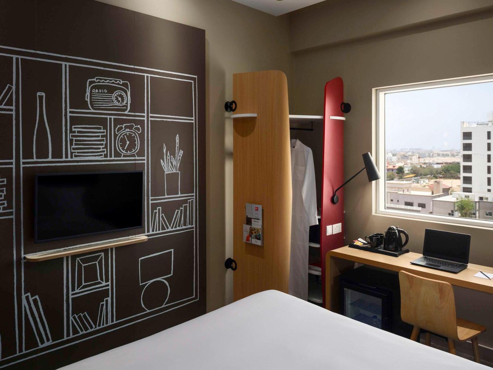 Ibis Jeddah Malik Road Hotel Luaran gambar