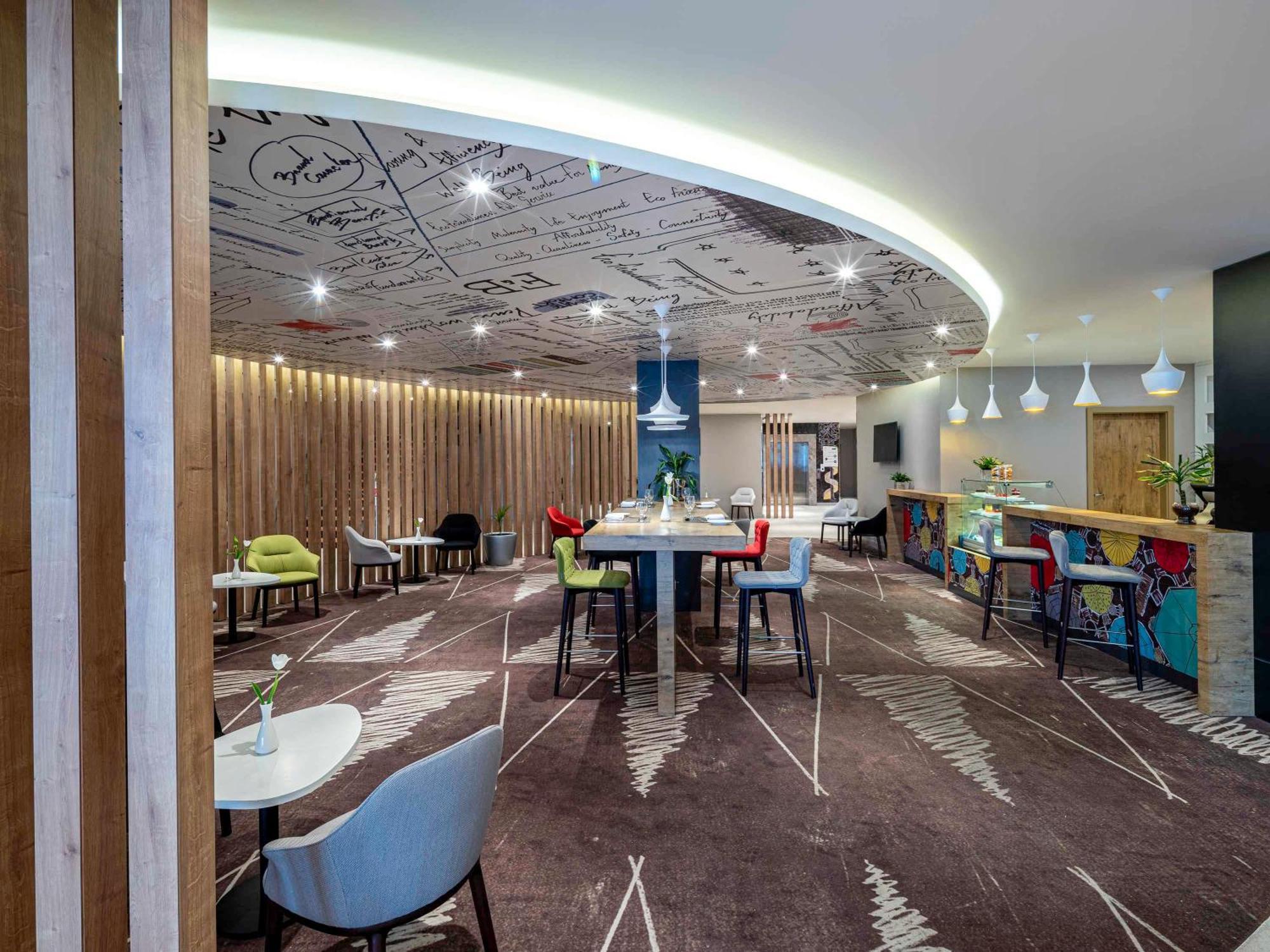 Ibis Jeddah Malik Road Hotel Luaran gambar